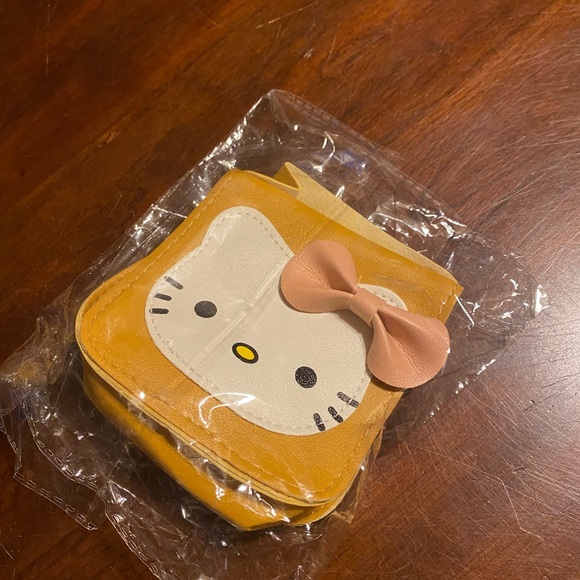 Hello Kitty Purse. New In Package. - Picture 8 of 8